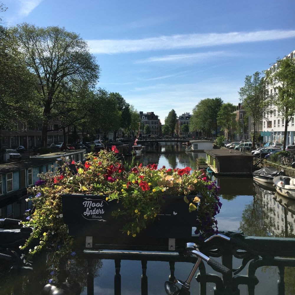 オランダ・アムステルダム観光のおすすめは＂橋＂巡り？